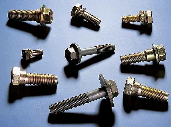 摩托車(chē)不銹鋼緊固件為何也會(huì)生銹？原因解析與預(yù)防措施